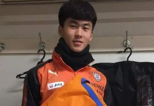 身高170大学生